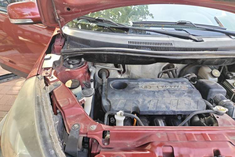 Used Great Wall M4 2014 1.5L Manual Comfort Model Engine Bay Right