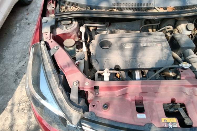 Used Great Wall M4 2014 1.5L Manual Luxury Model Engine Bay Right