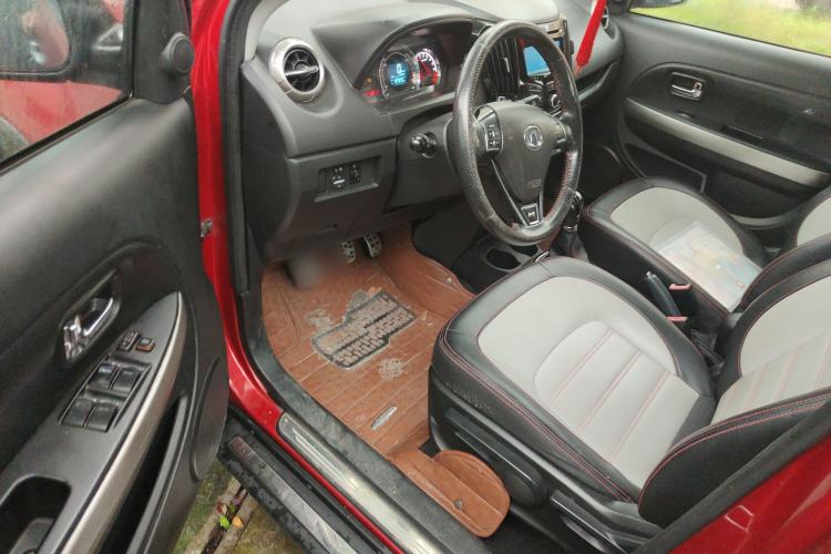 Used Great Wall M4 2014 1.5L Manual Comfort Model Interior 2