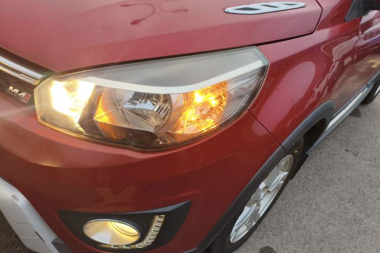 Used Great Wall M4 2014 1.5L Manual Luxury Model Left Front Headlight