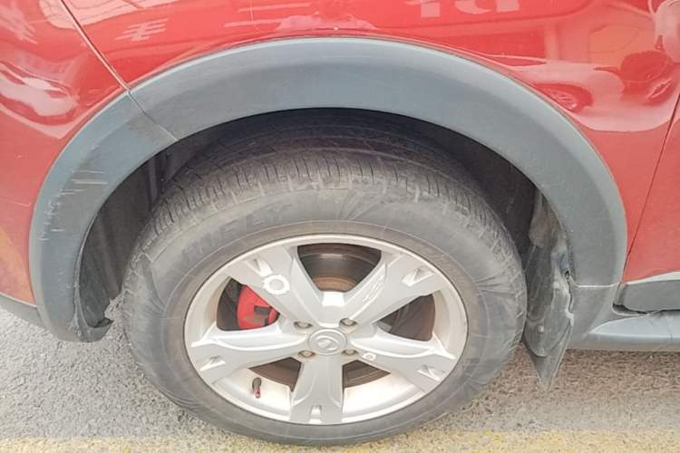 Used Great Wall M4 2014 1.5L Manual Luxury Model Left Front Wheel Hub