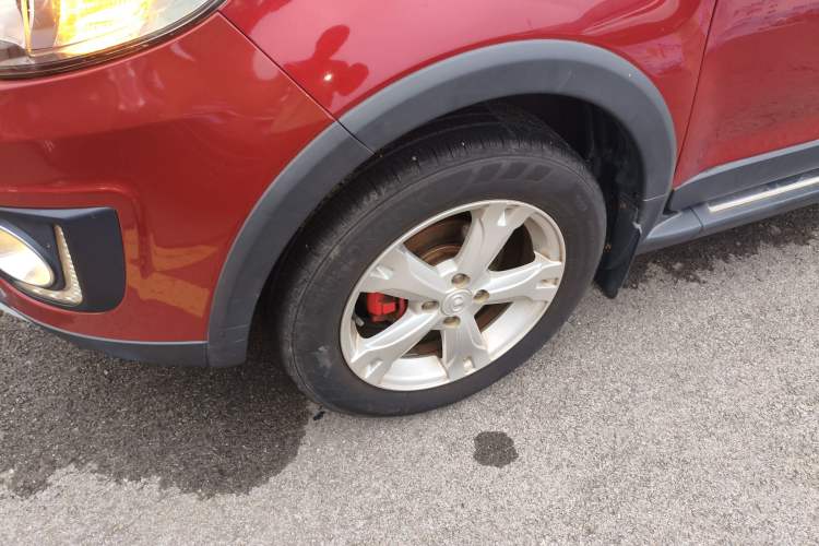Used Great Wall M4 2014 1.5L Manual Luxury Model Left Front Wheel Hub