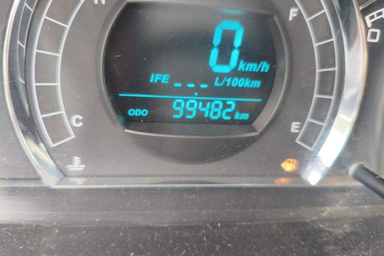 Used Great Wall M4 2014 1.5L Manual Comfort Model Odometer Close Up