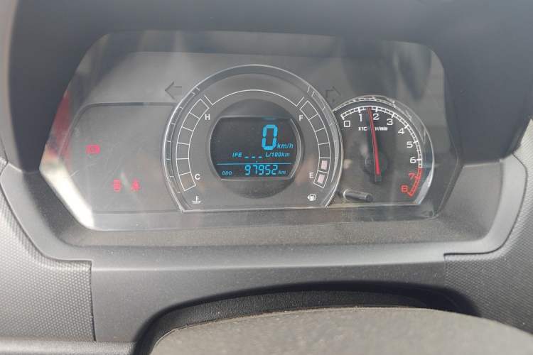 Used Great Wall M4 2014 1.5L Manual Luxury Model Odometer Close Up