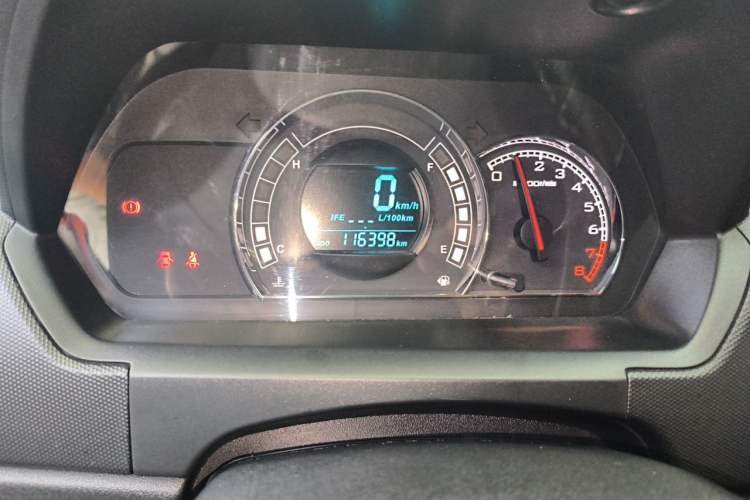 Used Great Wall M4 2014 1.5L Manual Comfort Model Odometer Close Up