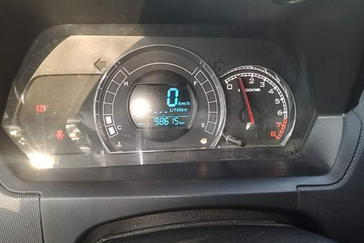 Used Great Wall M4 2014 1.5L Manual Luxury Model Odometer Close Up
