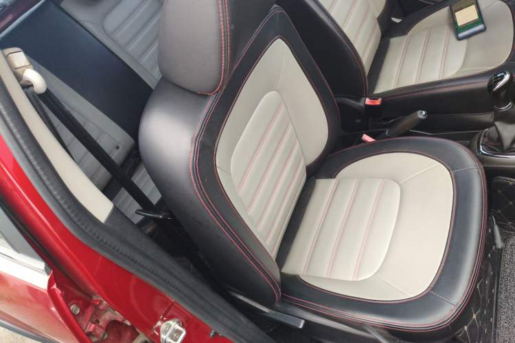 Used Great Wall M4 2014 1.5L Manual Luxury Model Right Front Seat