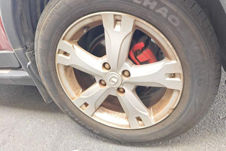 Used Great Wall M4 2014 1.5L Manual Luxury Model Right Front Wheel Hub
