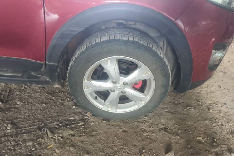 Used Great Wall M4 2014 1.5L Manual Comfort Model Right Front Wheel Hub
