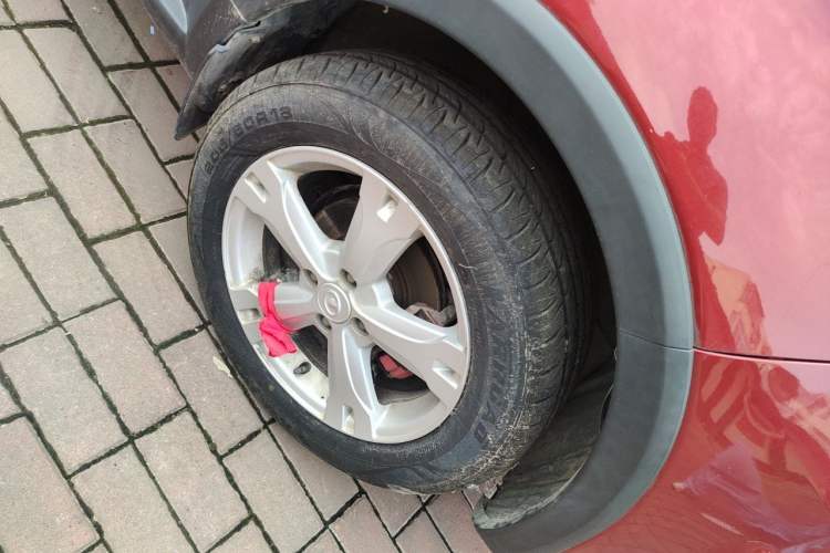 Used Great Wall M4 2014 1.5L Manual Luxury Model Right Front Wheel Hub
