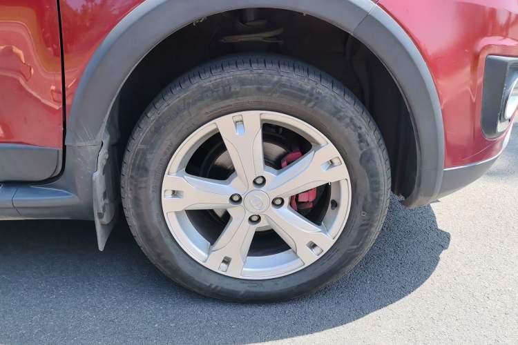 Used Great Wall M4 2014 1.5L Manual Comfort Model Right Front Wheel Hub