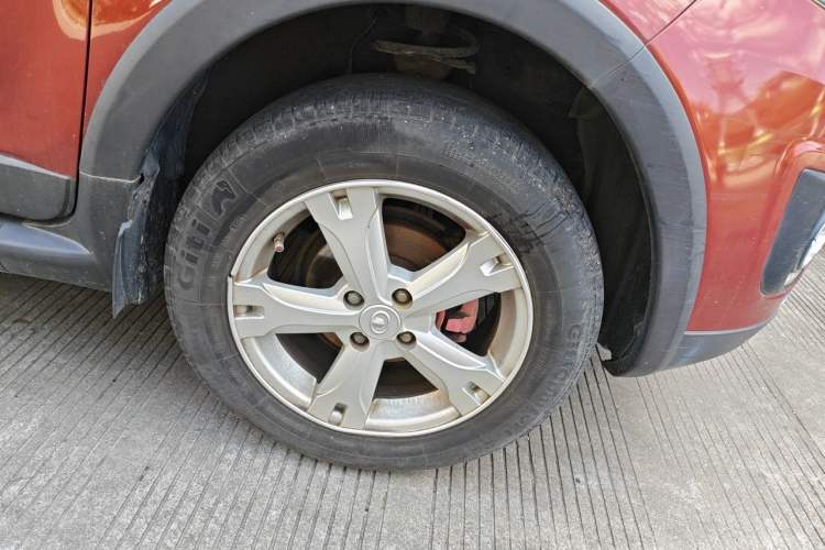 Used Great Wall M4 2014 1.5L Manual Comfort Model Right Front Wheel Hub