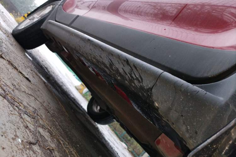 Used Great Wall M4 2014 1.5L Manual Comfort Model Right Side Sill