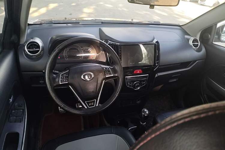 Used Great Wall M4 2014 1.5L Manual Luxury Model Steering Wheel