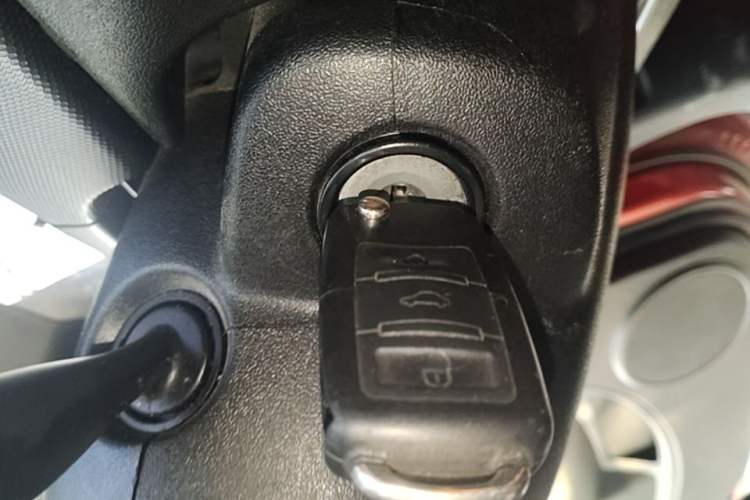 Used Great Wall M4 2014 1.5L Manual Luxury Model Vehicle Key