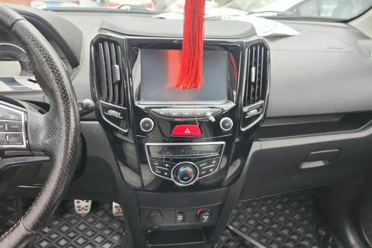 Used Great Wall M4 2014 1.5L Manual Comfort Model Audio And AC Panel