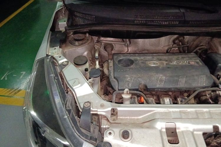 Used Great Wall M4 2014 1.5L Manual Luxury Model Engine Bay Right