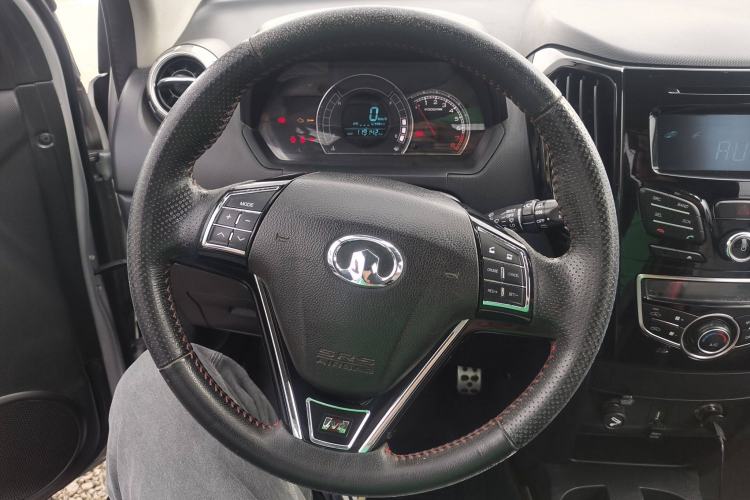Used Great Wall M4 2014 1.5L Manual Comfort Model Interior 4