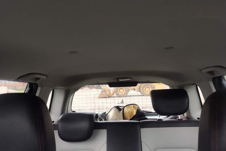 Used Great Wall M4 2014 1.5L Manual Comfort Model Interior 7