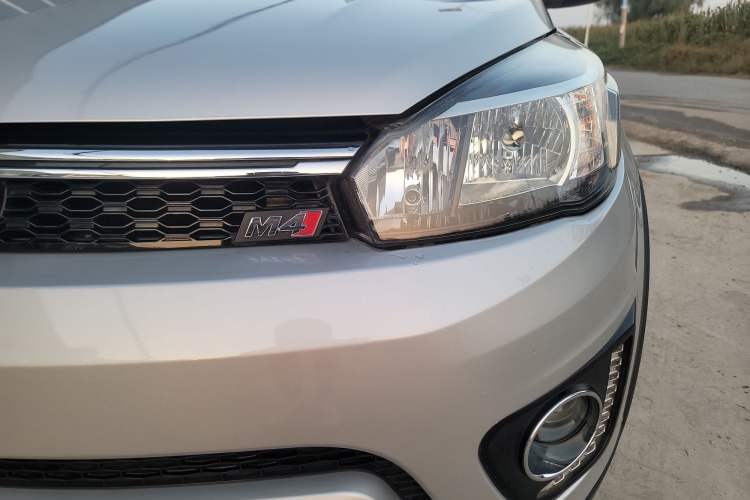 Used Great Wall M4 2014 1.5L Manual Luxury Model Left Front Headlight