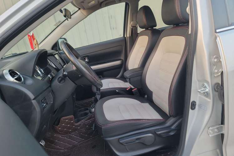 Used Great Wall M4 2014 1.5L Manual Luxury Model Left Front Seat