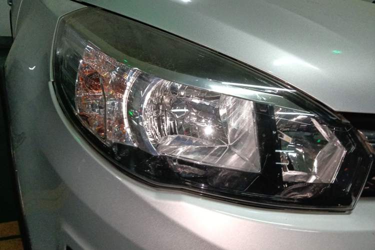 Used Great Wall M4 2014 1.5L Manual Luxury Model Right Front Headlight