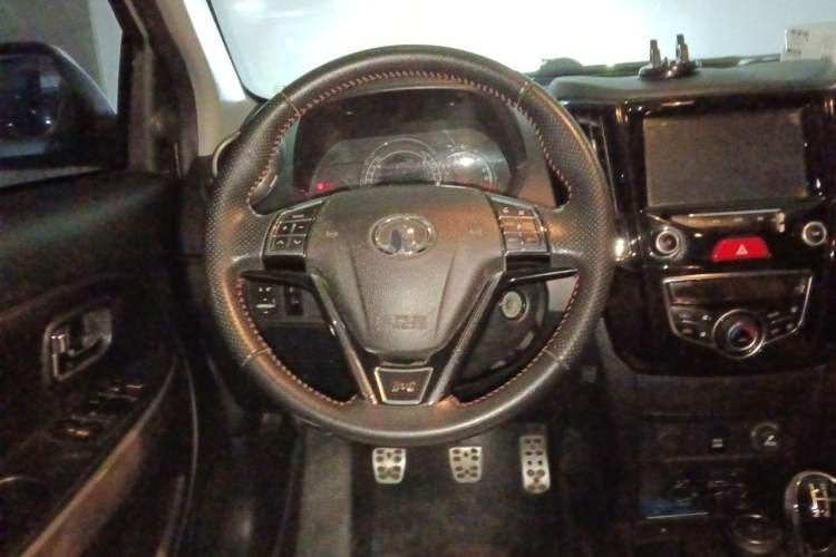 Used Great Wall M4 2014 1.5L Manual Luxury Model Steering Wheel