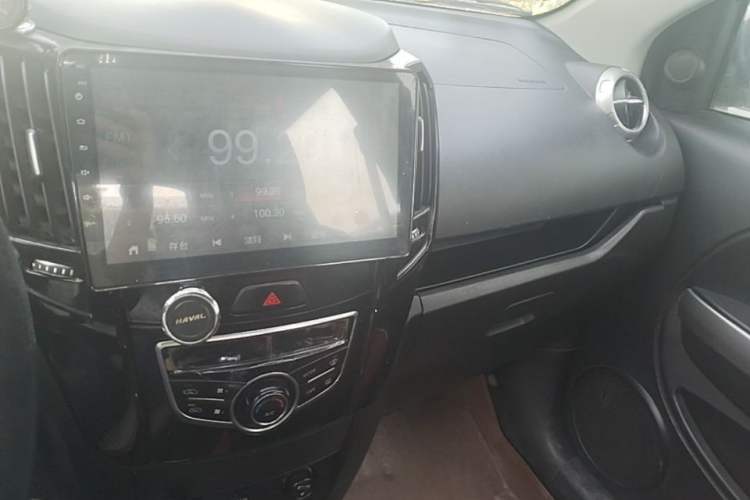 Used Great Wall M4 2014 1.5L Manual Comfort Model Audio And AC Panel