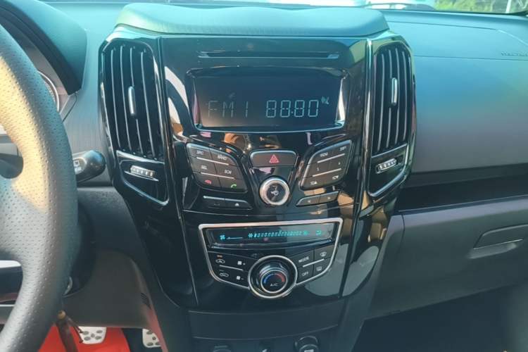 Used Great Wall M4 2014 1.5L Manual Comfort Model Audio And AC Panel