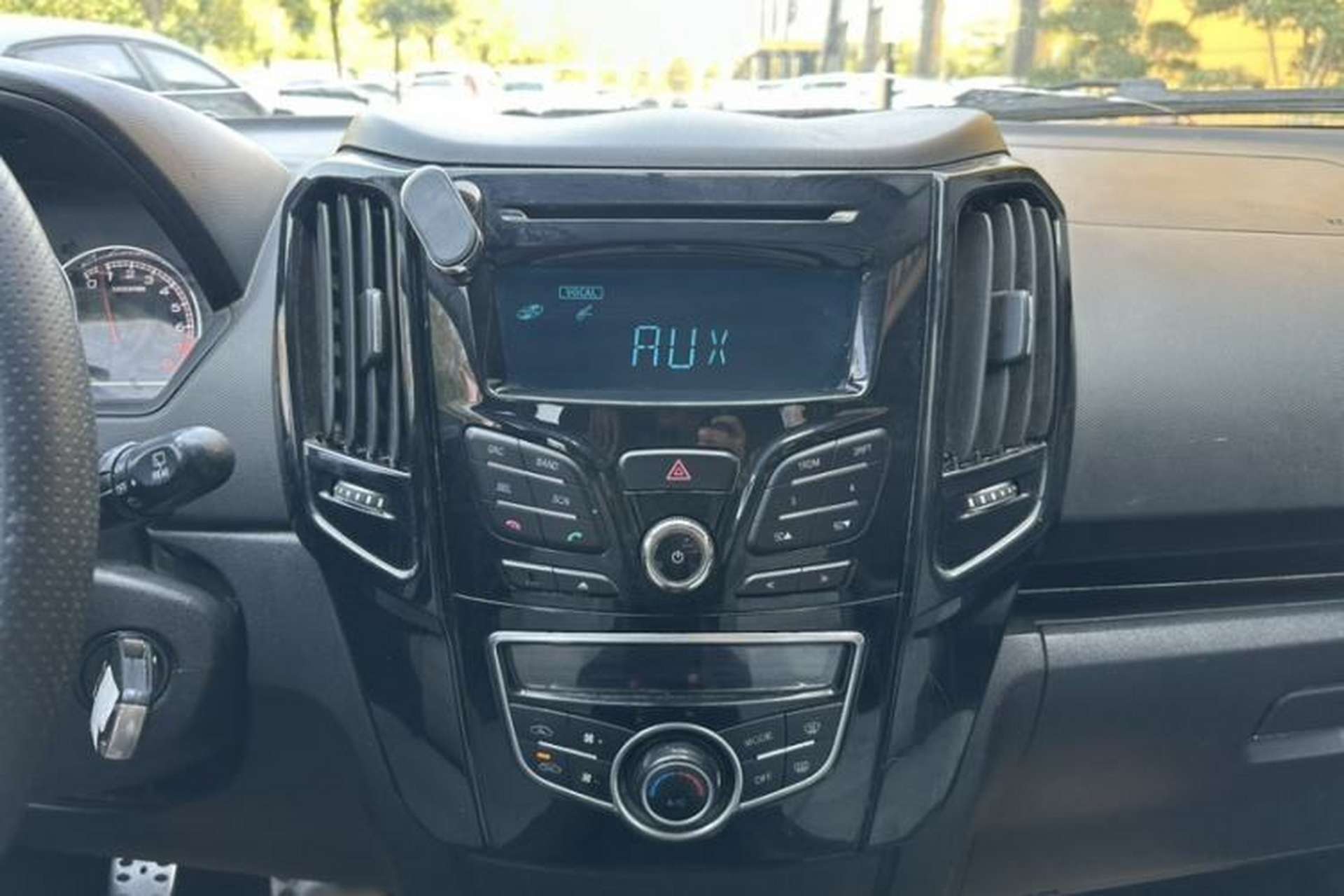 Used Great Wall M4 2014 1.5L Manual Comfort Model Audio And AC Panel