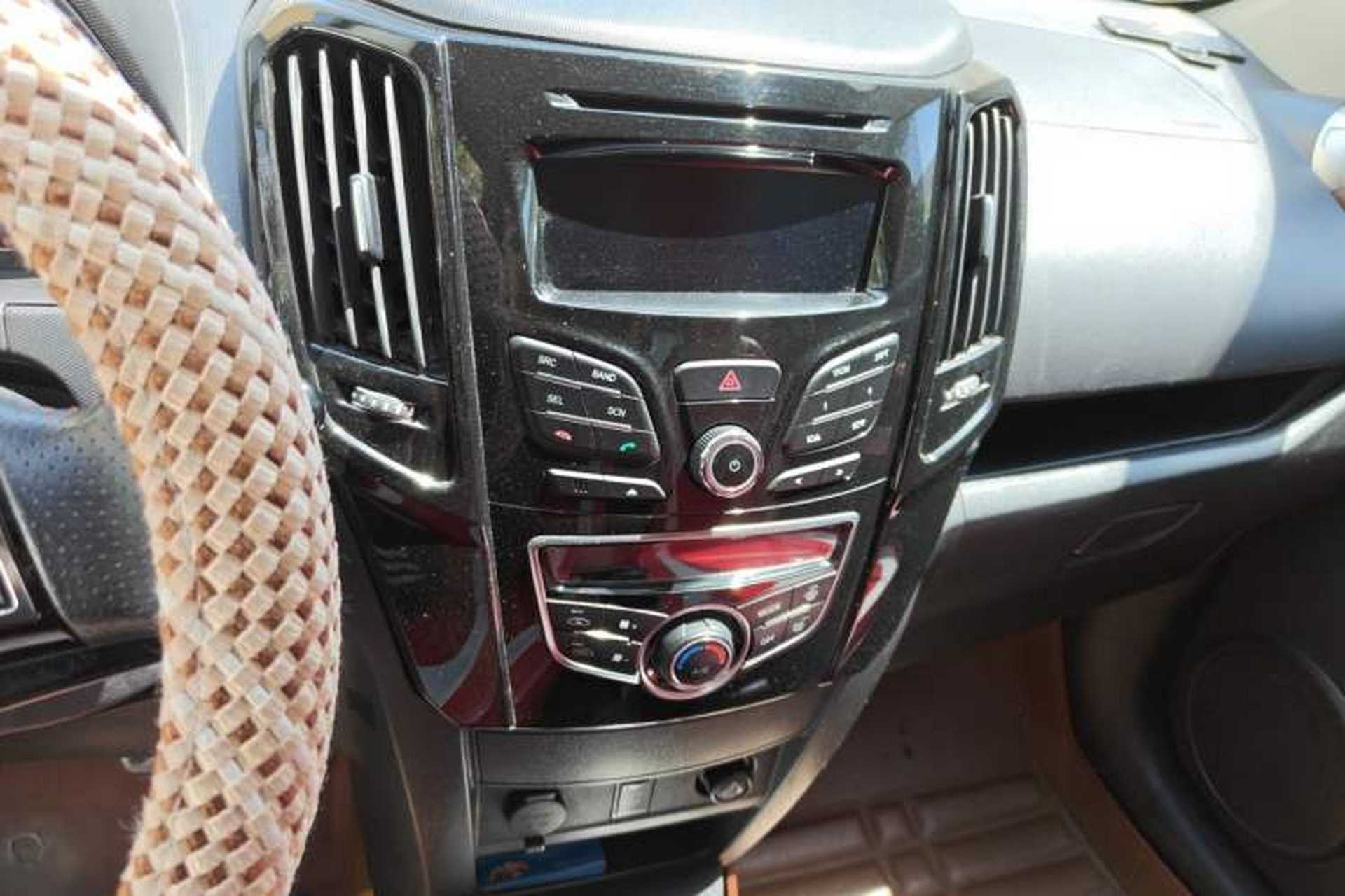Used Great Wall M4 2014 1.5L Manual Comfort Model Audio And AC Panel