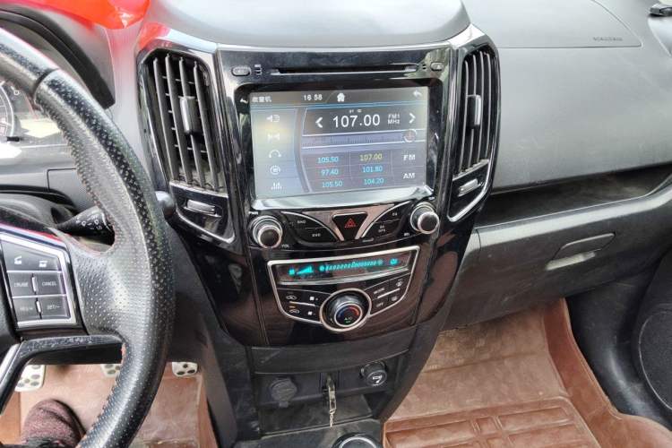 Used Great Wall M4 2014 1.5L Manual Comfort Model Audio And AC Panel