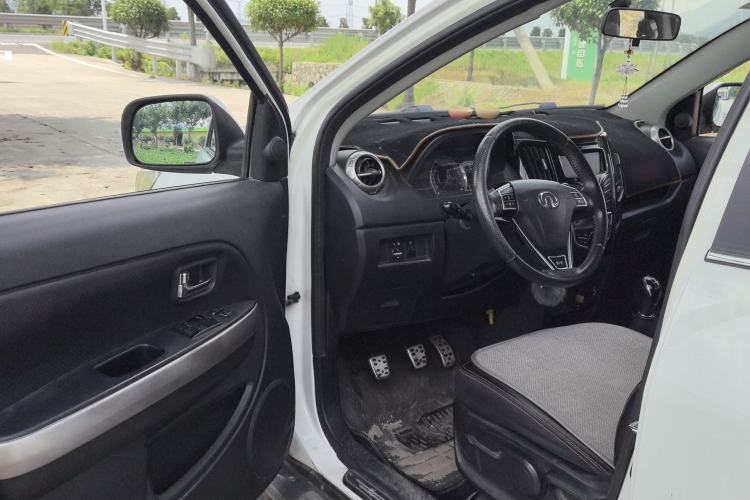 Used Great Wall M4 2014 1.5L Manual Comfort Model Driver Seat