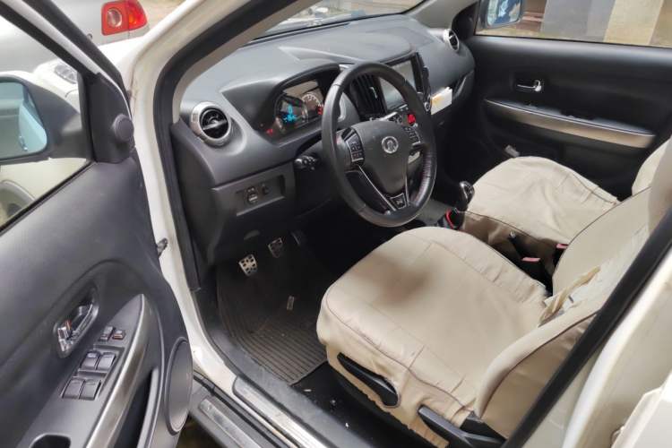 Used Great Wall M4 2014 1.5L Manual Luxury Model Driver Seat