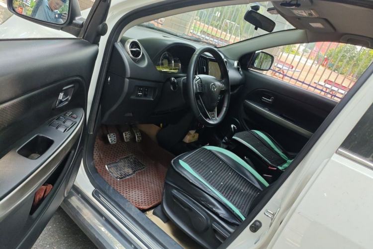 Used Great Wall M4 2014 1.5L Manual Luxury Model Driver Seat