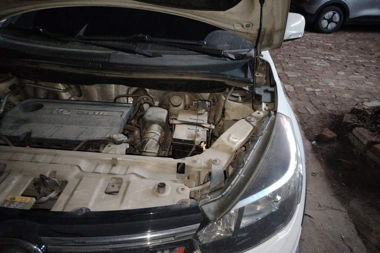 Used Great Wall M4 2014 1.5L Manual Luxury Model Engine Bay Left
