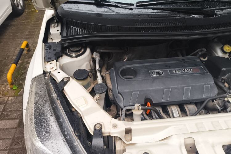 Used Great Wall M4 2014 1.5L Manual Luxury Model Engine Bay Right