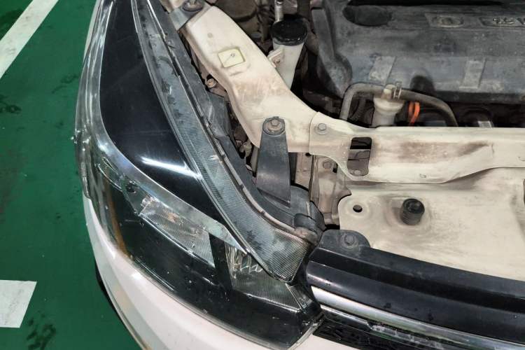 Used Great Wall M4 2014 1.5L Manual Luxury Model Engine Bay Right