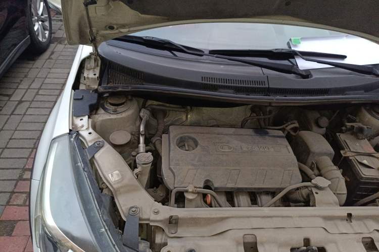Used Great Wall M4 2014 1.5L Manual Comfort Model Engine Bay Right