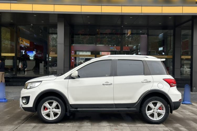 Used Great Wall M4 2014 1.5L Manual Luxury Model Exterior 9