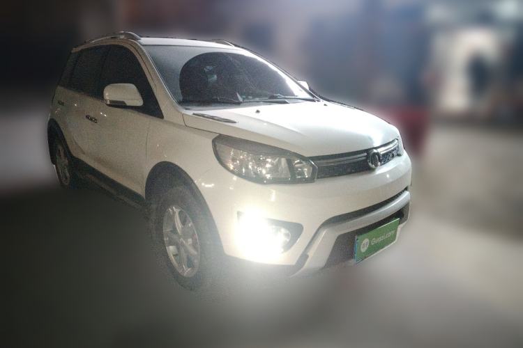 Used Great Wall M4 2014 1.5L Manual Luxury Model Front Right 45 Deg