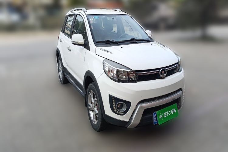 Used Great Wall M4 2014 1.5L Manual Luxury Model Front Right 45 Deg