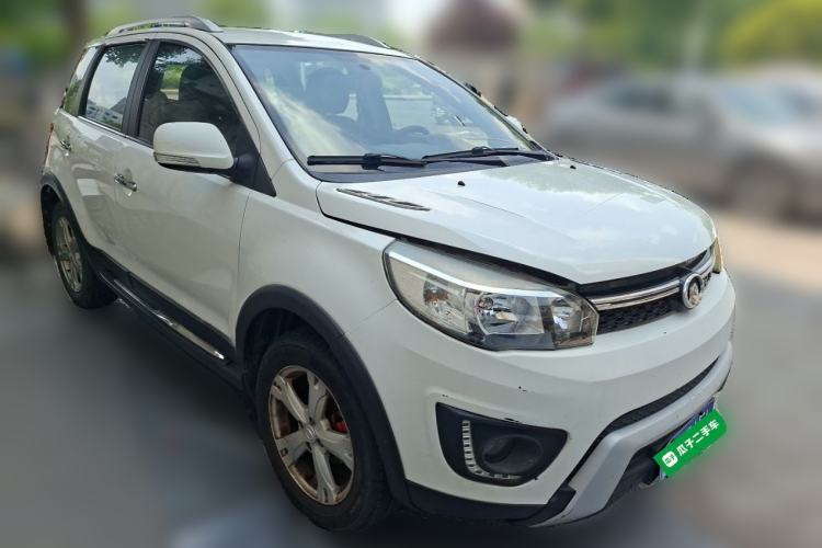 Used Great Wall M4 2014 1.5L Manual Luxury Model Front Right 45 Deg