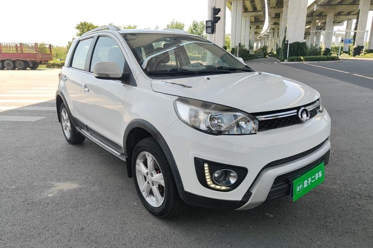 Used Great Wall M4 2014 1.5L Manual Comfort Model Front Right 45 Deg