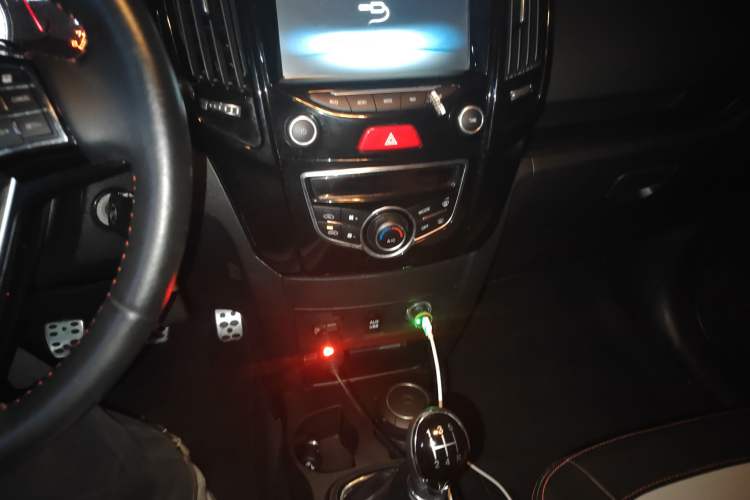 Used Great Wall M4 2014 1.5L Manual Luxury Model Gear Lever