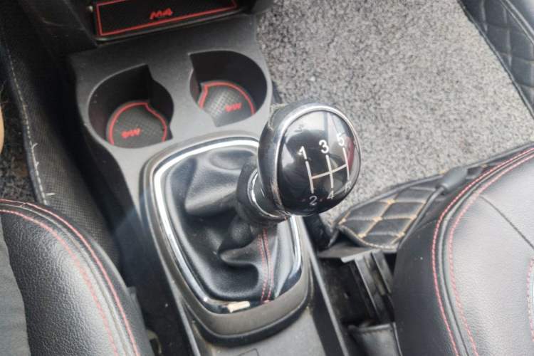 Used Great Wall M4 2014 1.5L Manual Luxury Model Gear Lever