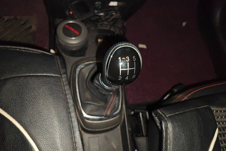 Used Great Wall M4 2014 1.5L Manual Comfort Model Gear Lever
