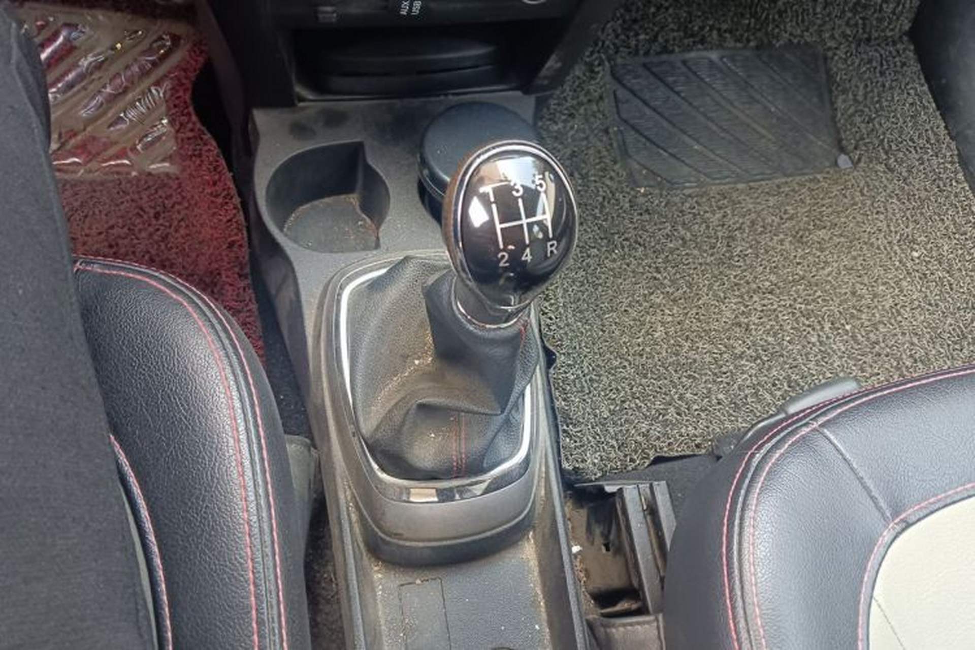 Used Great Wall M4 2014 1.5L Manual Luxury Model Gear Lever