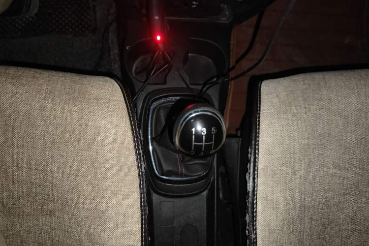 Used Great Wall M4 2014 1.5L Manual Luxury Model Gear Lever