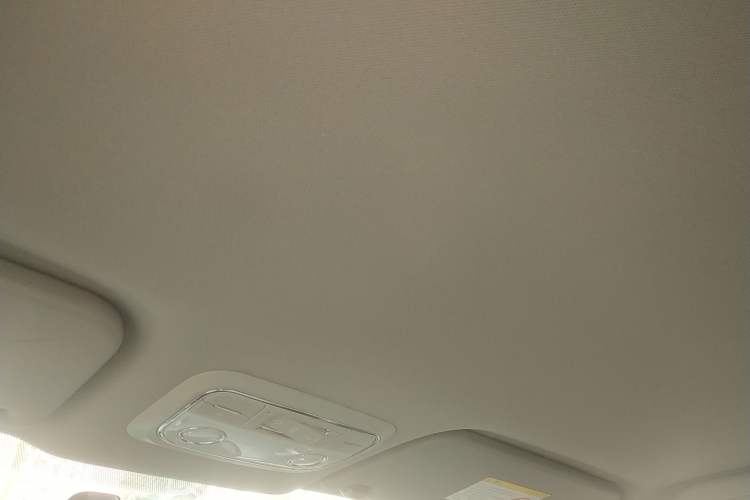 Used Great Wall M4 2014 1.5L Manual Luxury Model Headliner